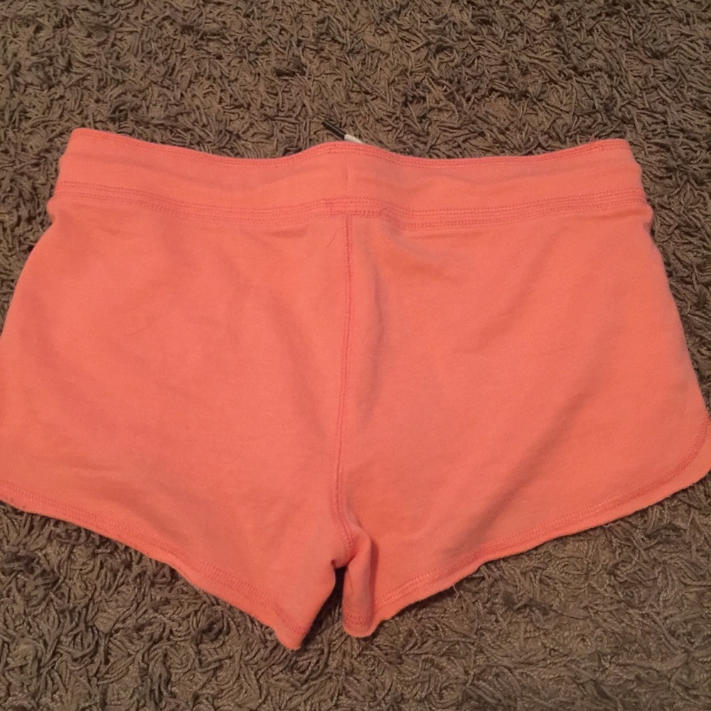 Shorts - Picture 4 of 4